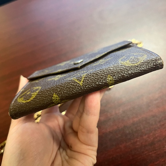 Louis Vuitton Elise Vintage Compact Wallet Monogram - Picture 16 of 17